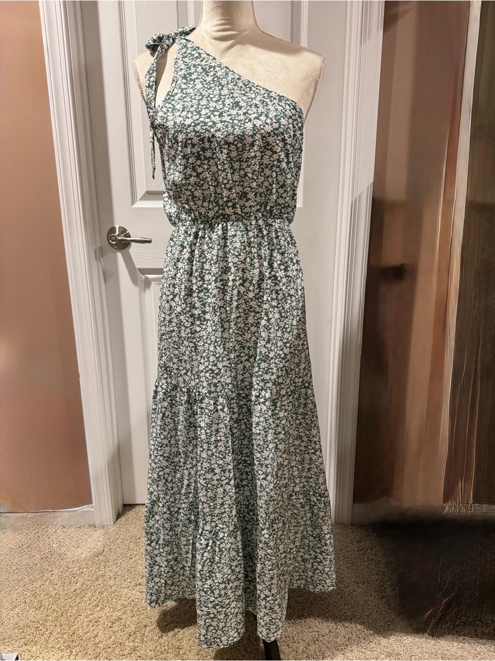One-Shoulder Green Floral Maxi Dress